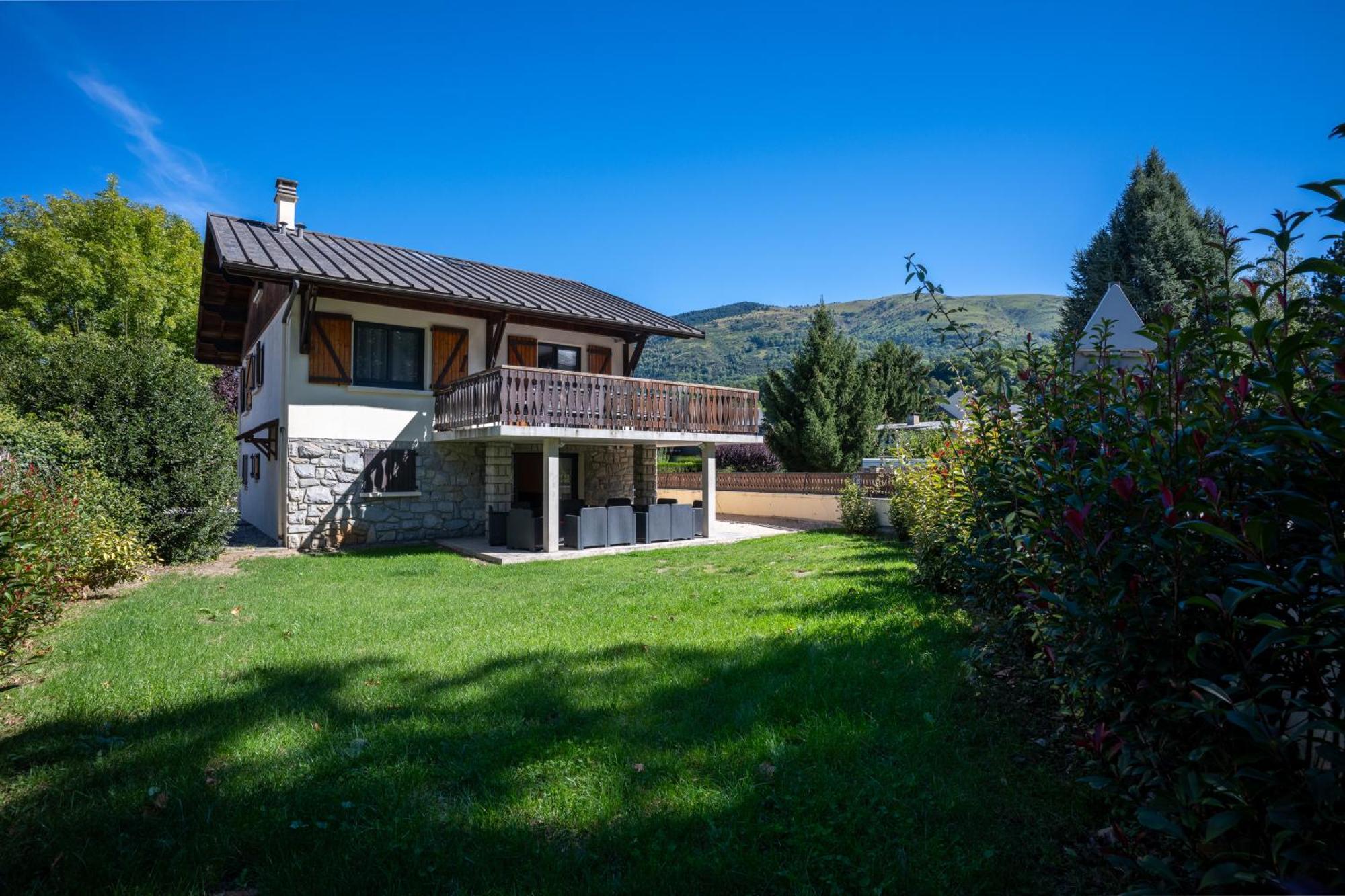 Grand Chalet St-Lary Centre 13 A 15 Pers Saint-Lary-Soulan Buitenkant foto